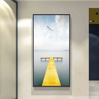 Single file of golden wooden bridge on the sea - HG165