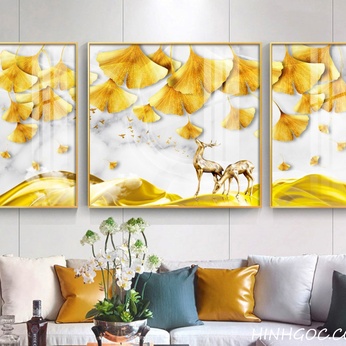 Modern painting of ginkgo leaves combined with yellow deer - HG1056